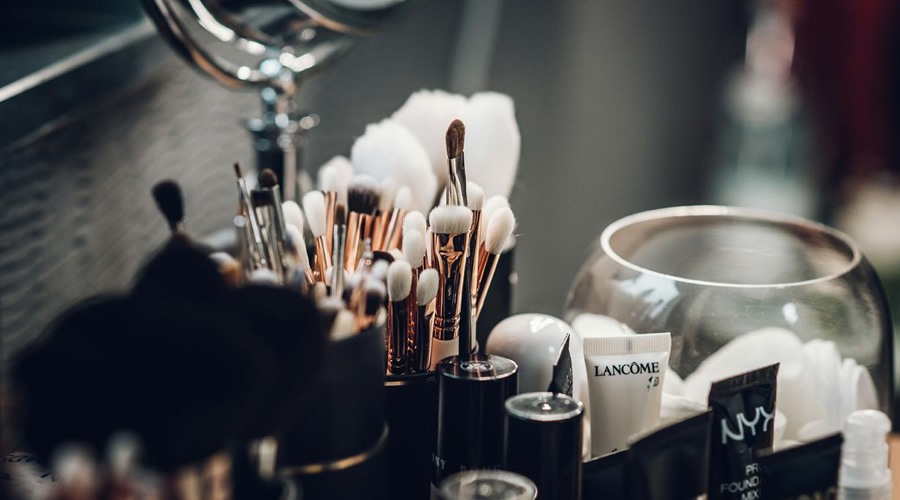 化妆品行业网站建设方案